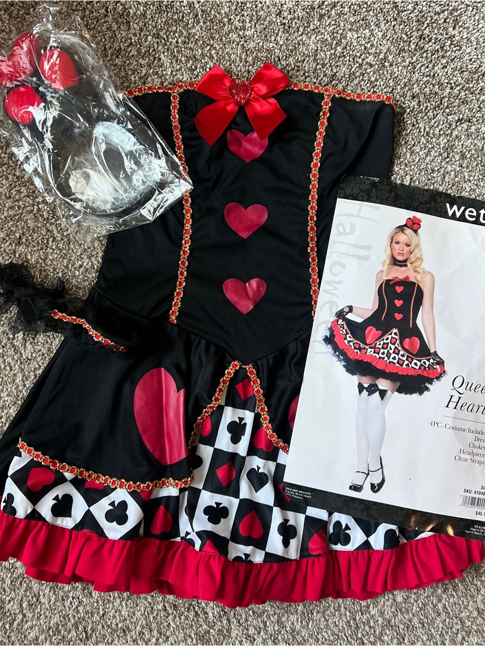 Wet Seal Y2K Queen of Hearts Costume